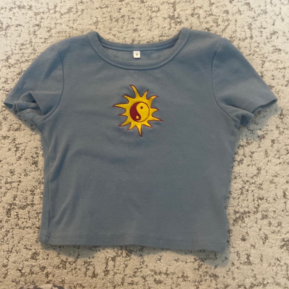 Blue fitted tee